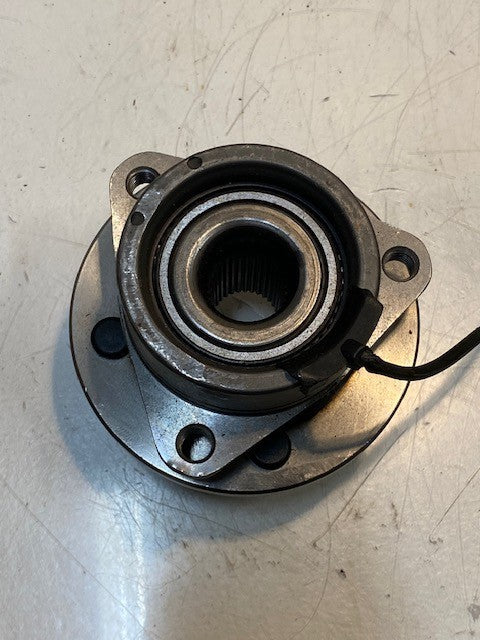 Front Wheel Bearing & Hub Assembly PCAP 513204 B25 | 30mm Bore 47mm Bore