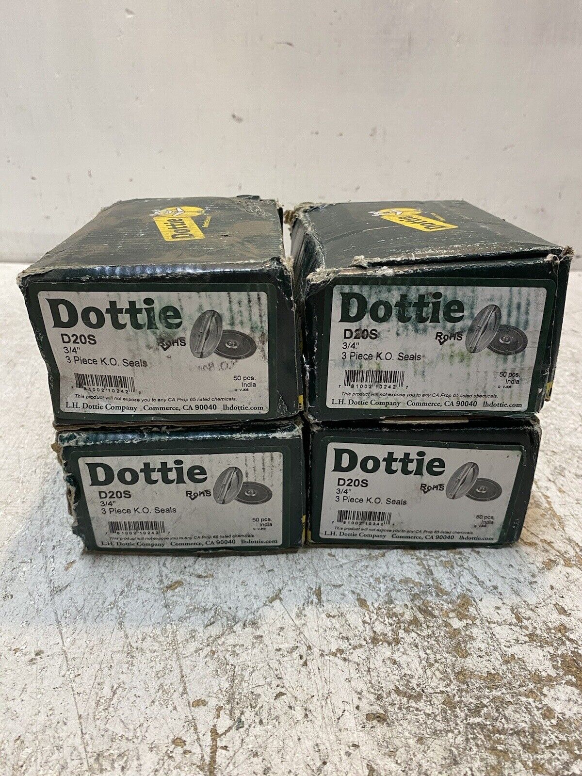 200 Pack of Dottie D20S 3/4" 3 Piece K.O. Seals (200 Quantity)