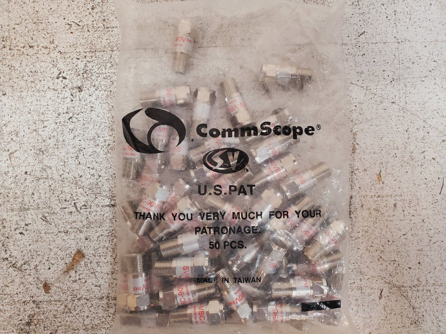 100 Quantity of Commscope Coaxial Connectors SV-VBC-90V Pat 3/8" (100 Qty)