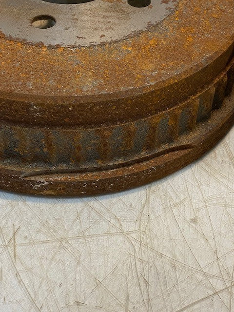 Carquest Wearever Brake Drum YH140731 AIMCO 80099 NAPA 640-1766 Bendix 140731