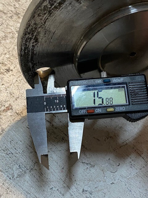 Axle Shaft 5-Lug 31-Spline 33" Long 34mm Shaft Dia. 34mm End 16mm Lug Holes