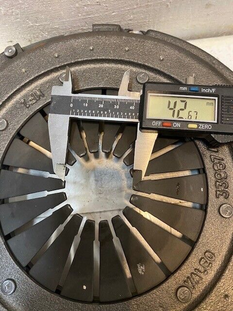 Valeo Clutch Pressure Plate Kit 167345 | 339874 | 81124 | 8301T21 | 3014691