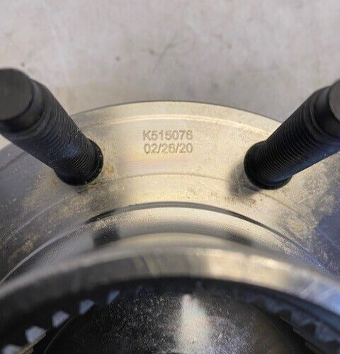 K515076 Wheel Hub & Bearing Assembly 8 x 170mm Bolt Pattern