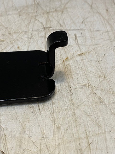 2 Qty of Paccar 639310 Suspension Bushing Brackets License Plate Brackets -2 Qty