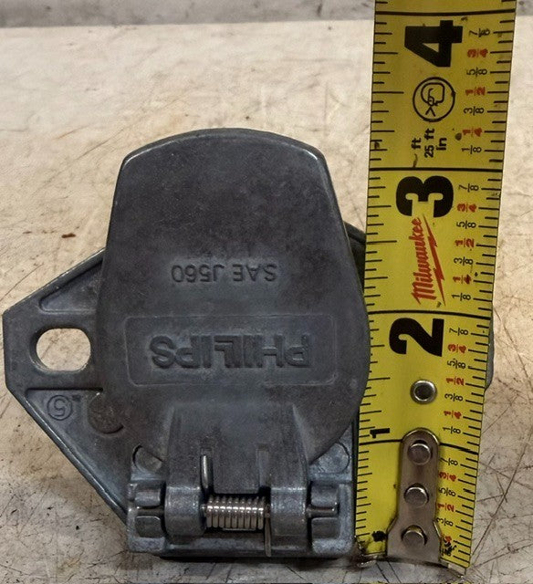 2Qty Philips Industries 15-720 7-Way Trailer Socket For Commercial Semi Trailers