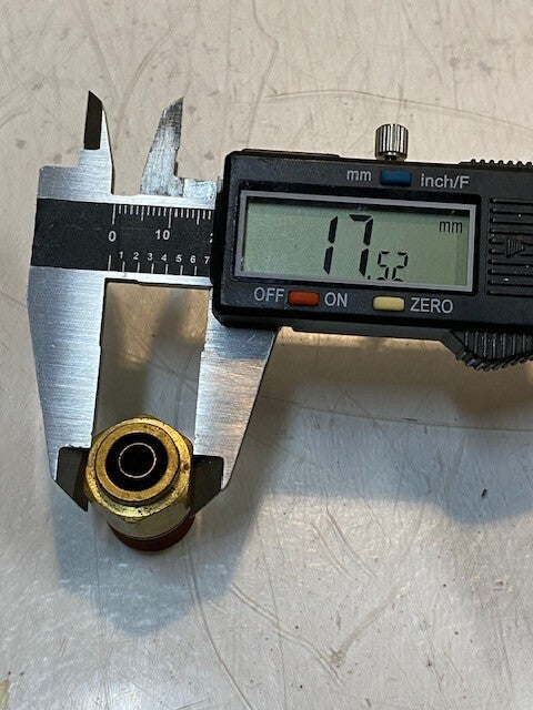 18 Quantity of Fitting Connectors 29mm L 17mm Thread 6mm ID 18mm Hex (18 Qty)