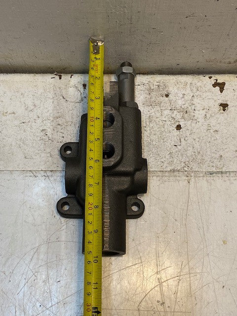 Detrol Hydraulic Valve AA21-C53185 | 02310