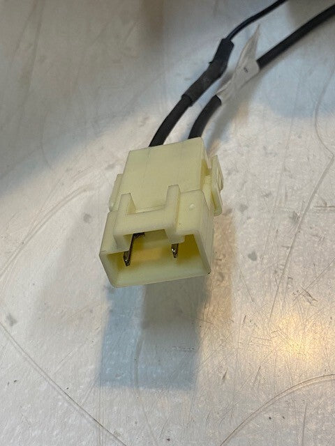3 QUANTITY OF INTERIOR DOME LIGHTS 4093-001, SAE PC, PA66-GF (3 QUANTITY)