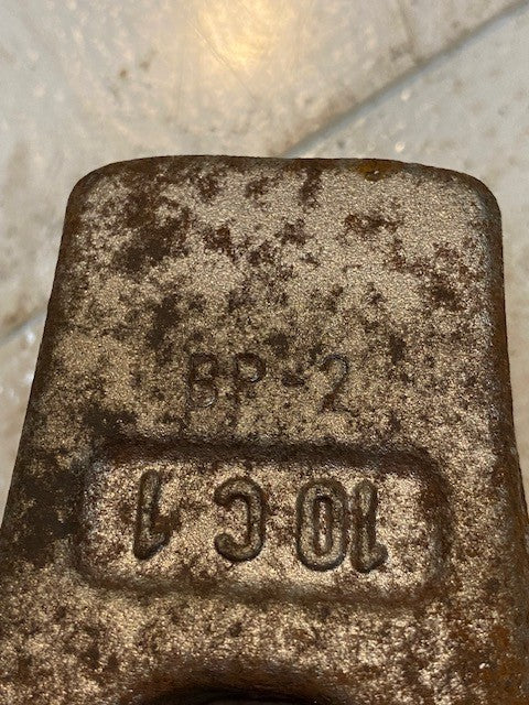 Auger Tooth 10C1 | BP-2 | 5-3/4" Long 3" Wide 25mm Pin Bore