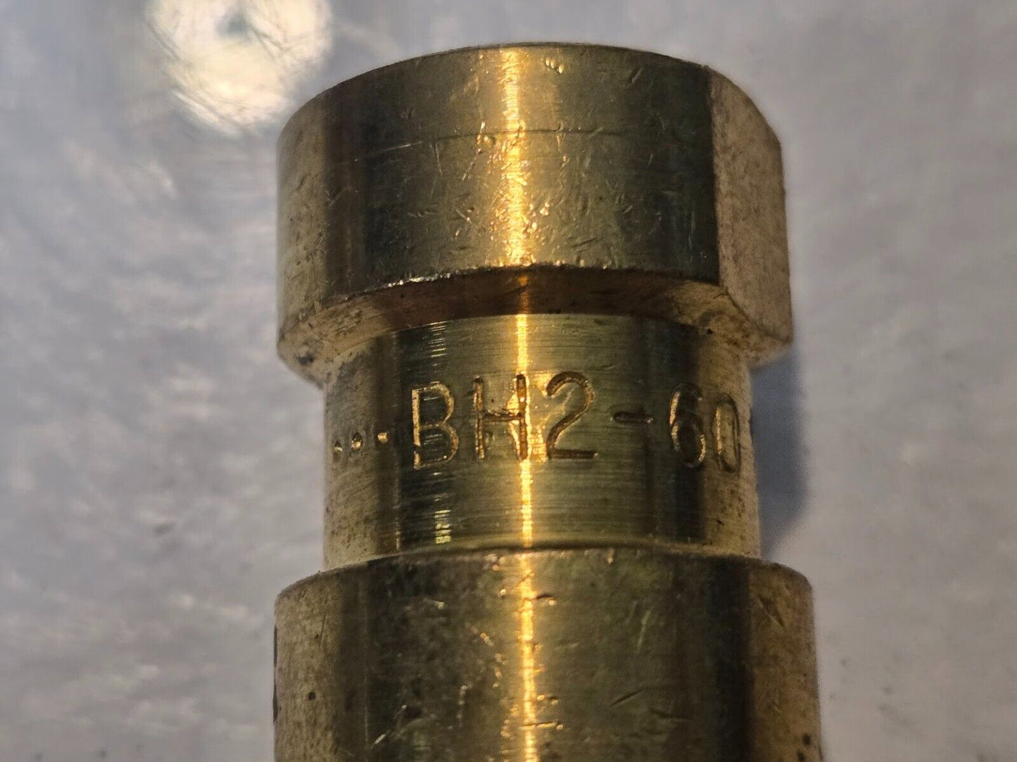 3 Quantity of Parker BH2-60 Hydraulic Quick Connect Fittings 1/4-18 NPFT (3 Qty)