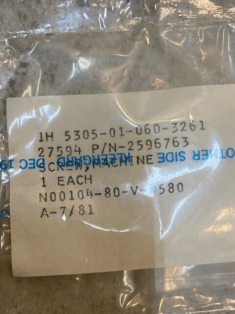 5 Quantity of 2596763 Machine Screw 5305-01-060-3261 (5 Quantity)