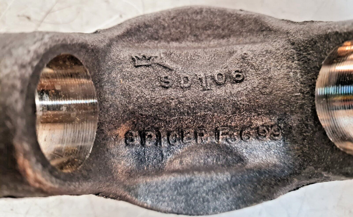 DANA SPICER Weld On Tube Yoke F3699 | F3-699 | SD106