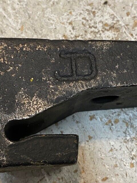 John Deere Bucket Tooth Adapter T221X230