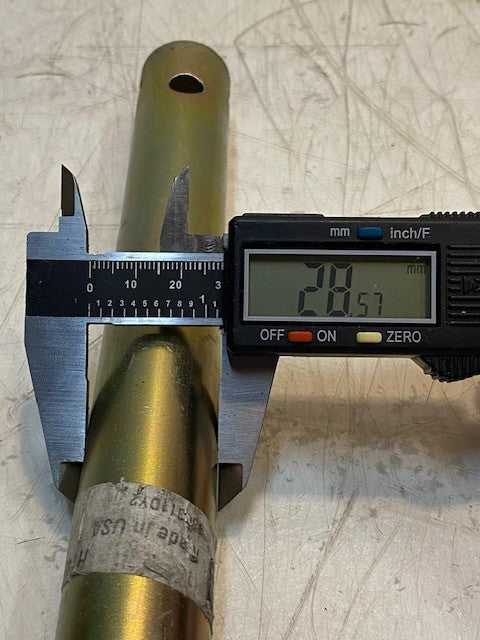 John Deere Front Axle Pivot Pin H148943 | 380311DY2 | 10-1/2" Long 29mm OD