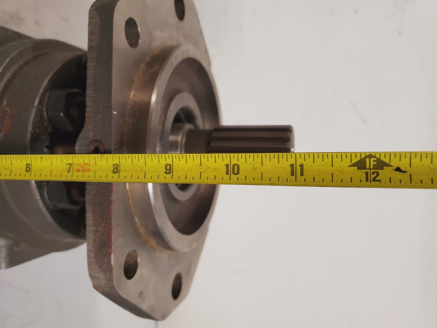 Concentric Rockford Hydraulic Pump 2993115-4912 | F30W-8D21C2-A34A12-S156 DAMAGE