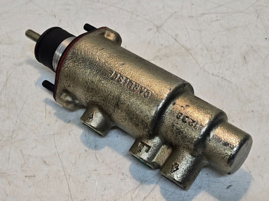 Carlisle Brake Master Cylinder 1238 | B1B | 13 mm Fluid Ports | 10.75 in Long