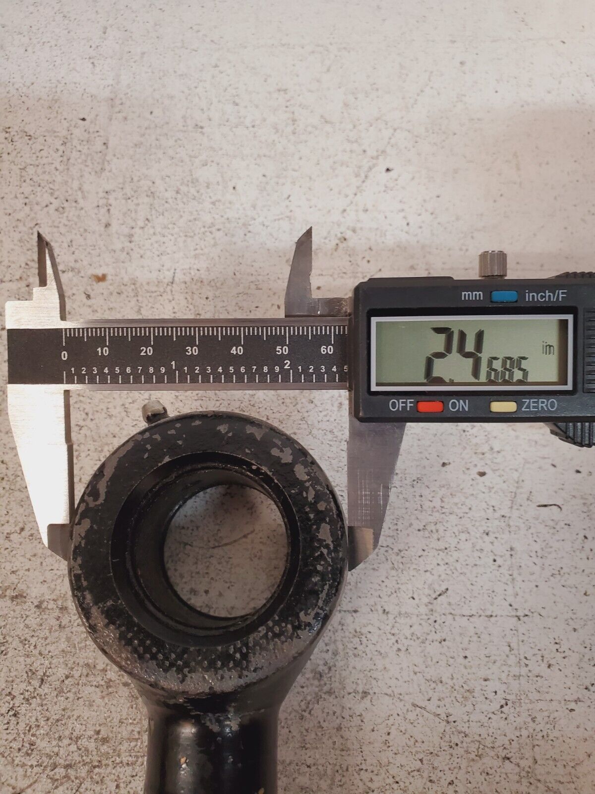 Cylinder Rod 3/4" OD | Overall Length 18-1/2" | Hole ID 1-3/8"
