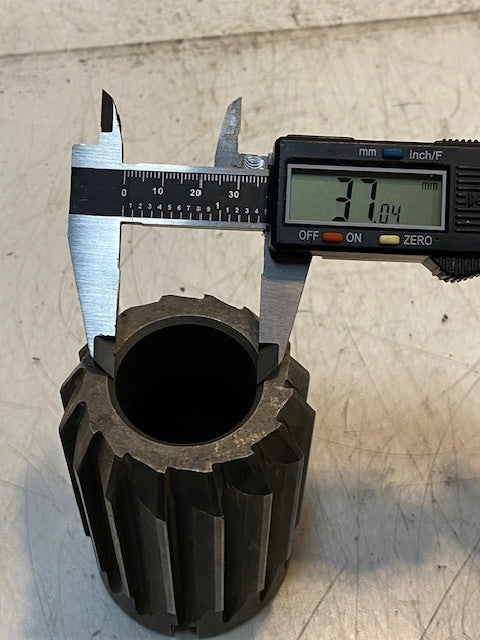 Shell Reamer 4" Long 2-1/2" Wide 37mm ID 70mm OD 16-Teeth