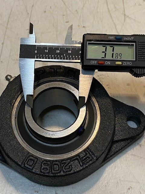 IPTCI 2-Bolt Flange Bearing FL208D SB208-24GW 38mm Bore 13mm Bolt Holes