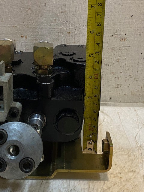 Hydraulic Control Valve Manifold B2, B1, IN, PB Hydraulic Valve Block Assembly