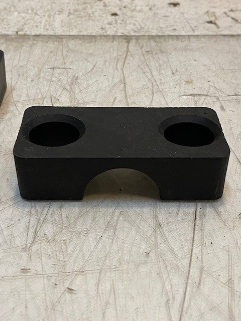 7 Quantity of Block Clamp Halves 4" Long 1-7/8" Wide 1" Thick 25mm Bore (7 Qty)