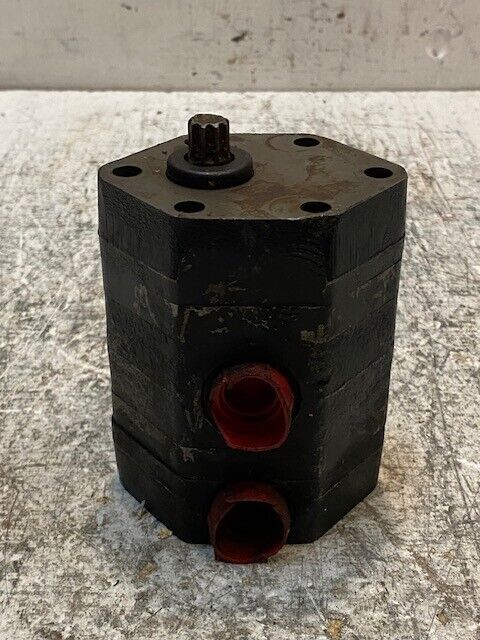 Hydraulic Pump C-USI-050-100-12 | PE-1160 | 5-1/4" Tall 3-1/2" Wide