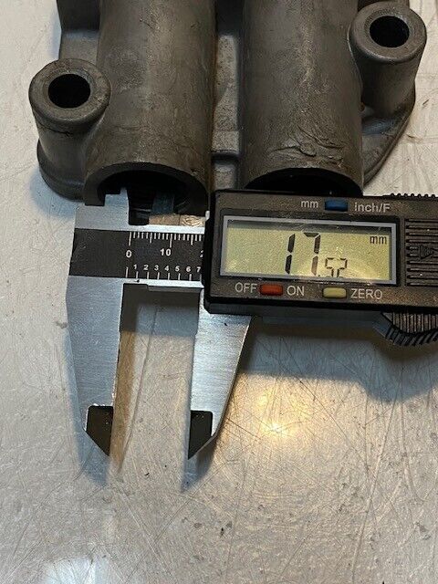 Multifuel Engine Oil Pressure Regulator 11609968 | 20mm Bore 18mm Bore 10mm Hole