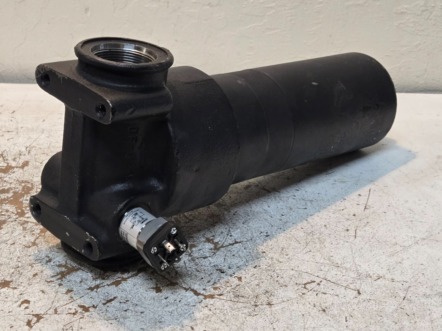 Demag Plastics Hydraulic Filter 403366 with Schroader Pressure Switch MS10LC-50