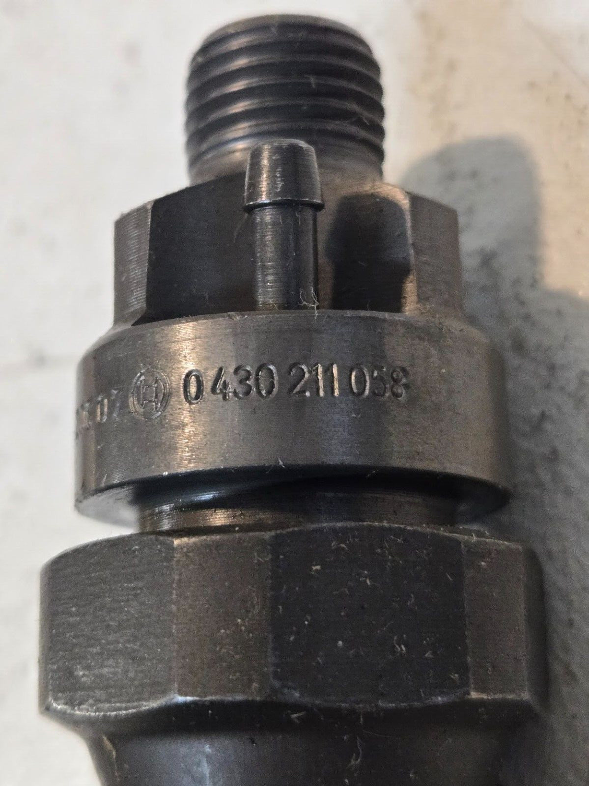 Bosch Diesel Fuel Injector 0430211058 | 902 | 20607