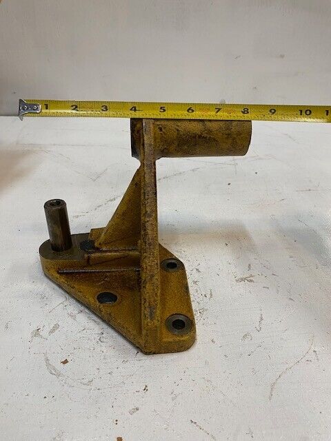 Bracket Support Assembly 2520-01-161-6374, 8P1819