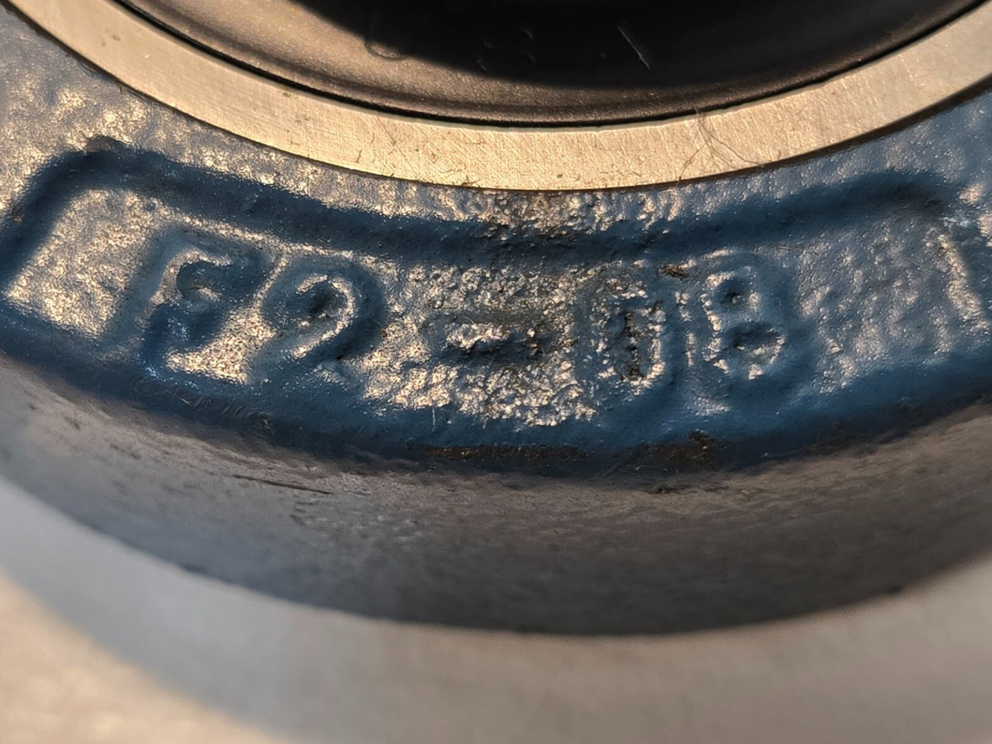 MB Mfg 1 1/2" Mounted Ball Bearing MB 25 1 1/2 SFF | 2 Bolt Flange F2-08