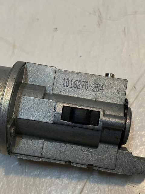 Ignition Lock Cylinder w/ Keys 1016270-204