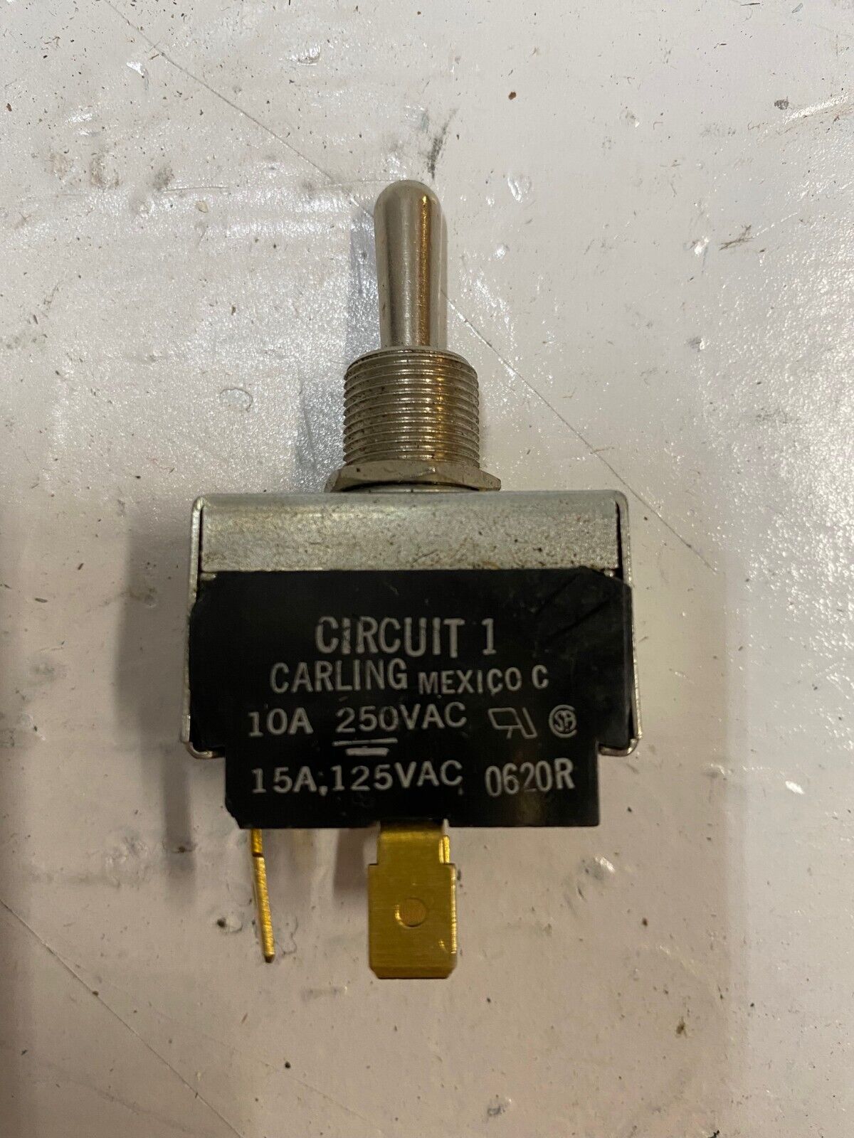 Circuit Breaker Carling 0620R | 10A 250VAC | 15A 125VAC