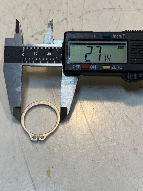 3 Quantity of Auveco 8710 External Retaining Rings Qty 50 (150 Quantity Total)