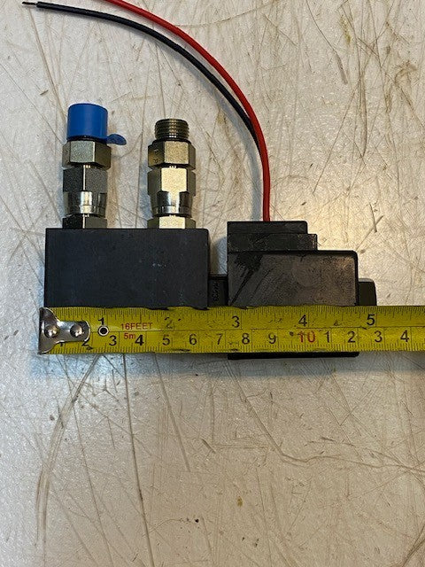 CEC Pneumatic Hydraulic Solenoid Control Valve 31822 | MPLS.MN | D12L2OD