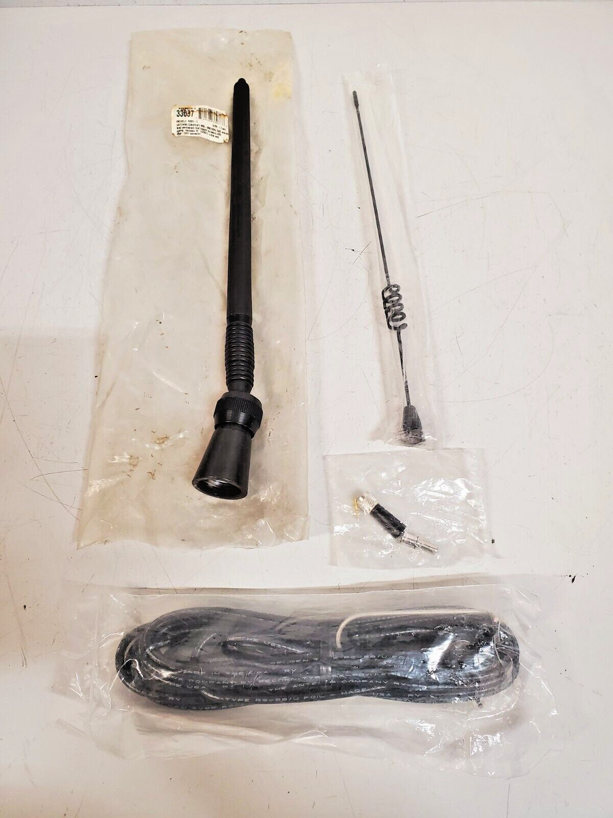 Antenna Company Antenna with Spring Kit 806-866 Mhz | 3dB | 8305-L