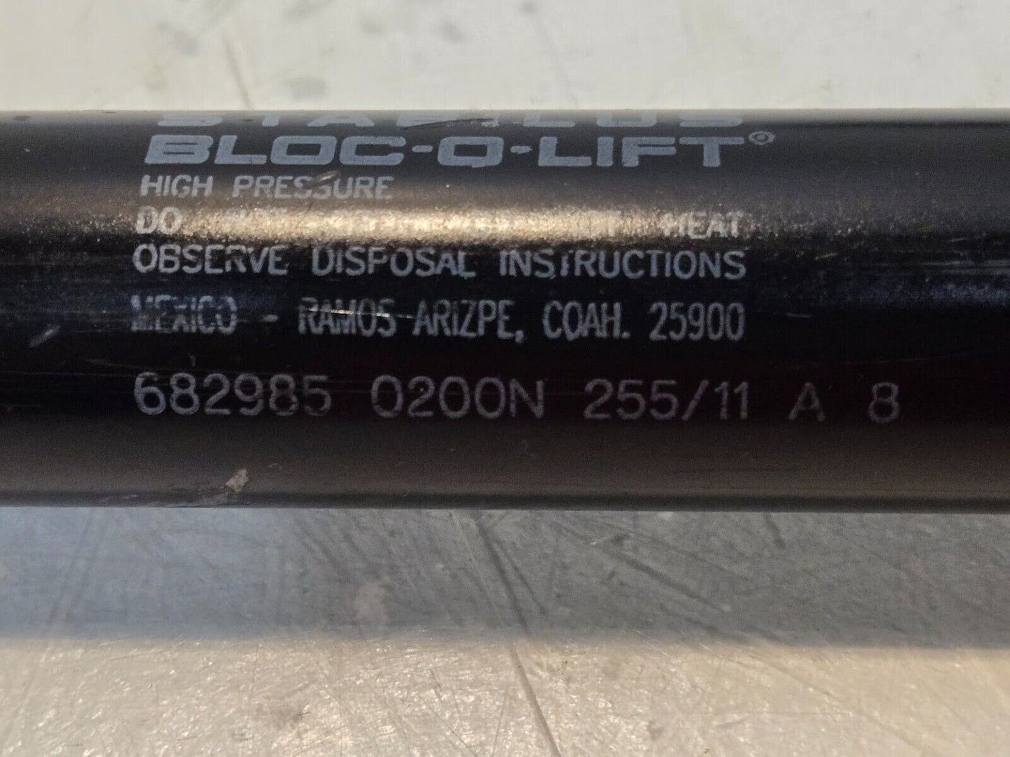 Stabilus Bloc-O-Lift Locking Gas Spring 682985 0200N 255/11 A 8 | 120mm Stroke