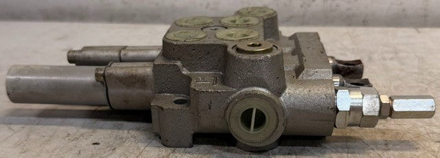 Multi-Spool Hydraulic Directional Control Valve 3/4 SAE Ports Industrial Unit