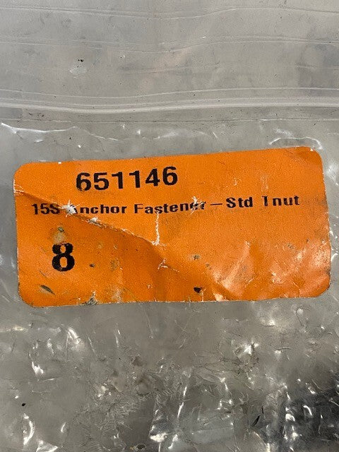 Pack of 8 Anchor Fasteners 15S 651146