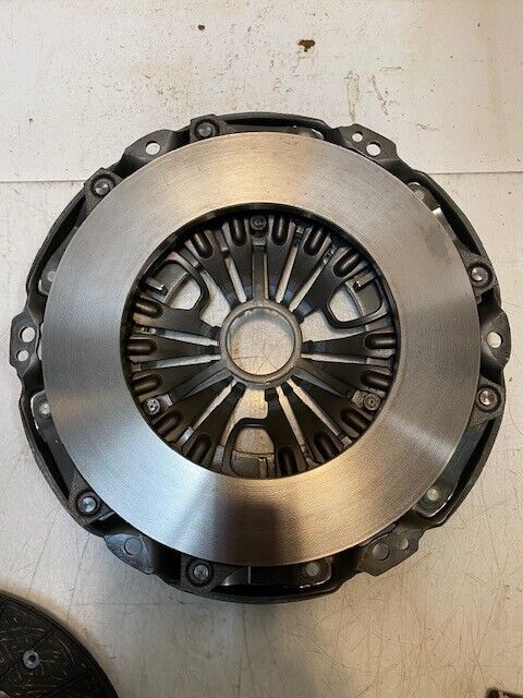 LuK Clutch Kit 624326919, 324-0417-10, E9903, 124-0395-10, 51mm Bore