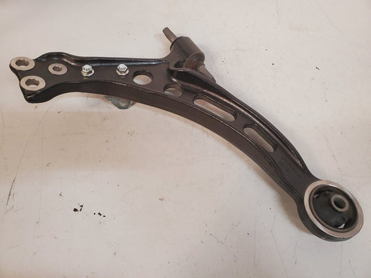 Front Right Lower Control Arm 05005R