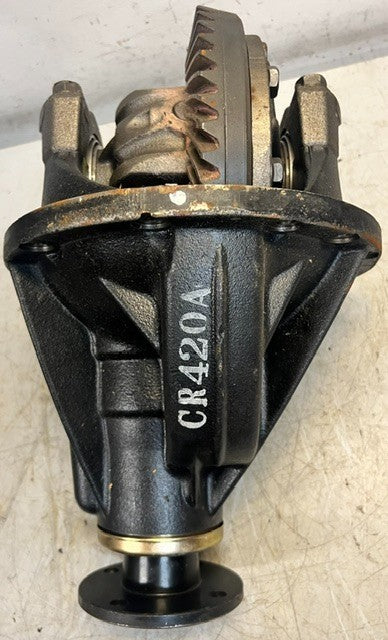Rear Axle Differential 3rd Member Assembly Ring & Pinion Carrier CR420A
