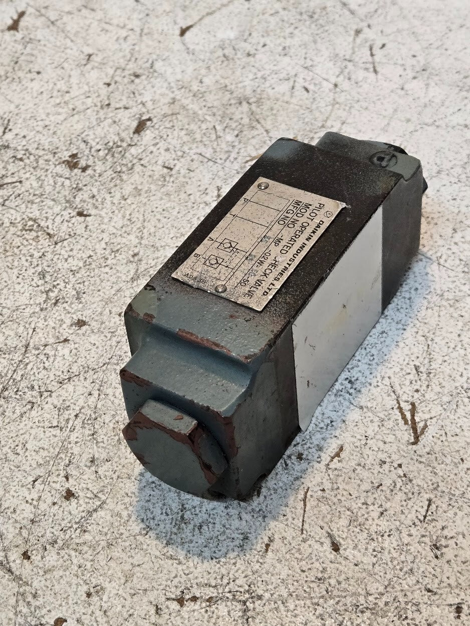 Daikin Industries Pilot Operated Check Valve MP-02W-50-50 | MFG NO 50 93