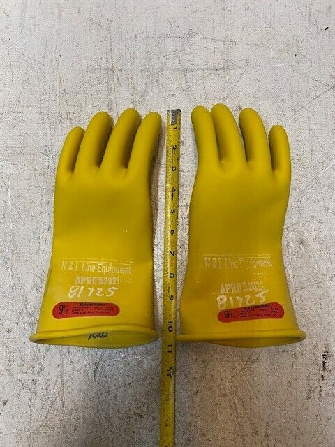 Salisbury Size 9.5 Class 0 Yellow Rubber Insulating Gloves 11" Long