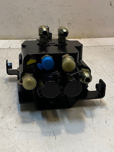 Hydraulic Valve 871400262 | 0705