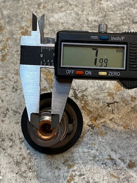 4 Quantity of Moto Rad Engine Coolant Thermostats 48mm OD 8mm ID (4 Quantity)