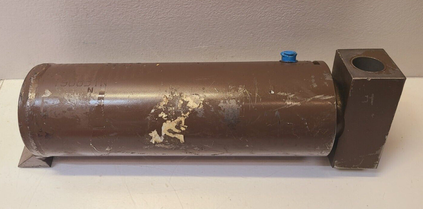 Hydraulic Cylinder Part Number T90831N