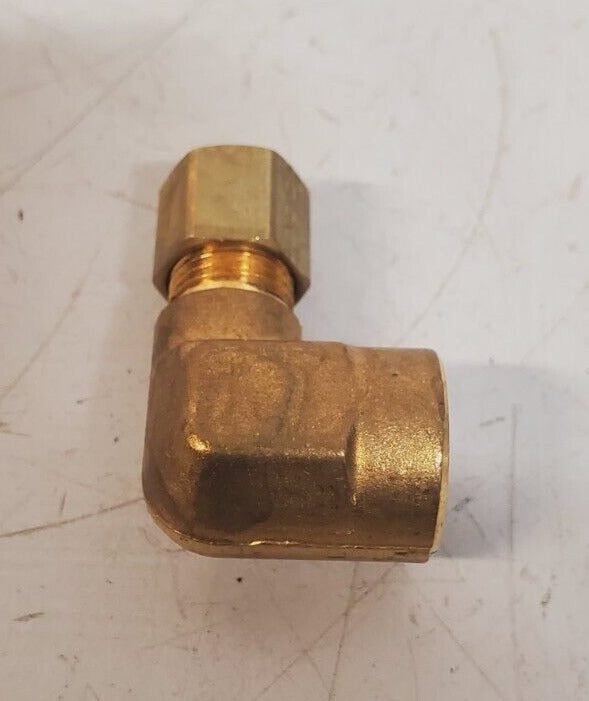 25 Qty. of Parker Brass 90º Elbow Fittings X170C-4-4 (25 Qty)