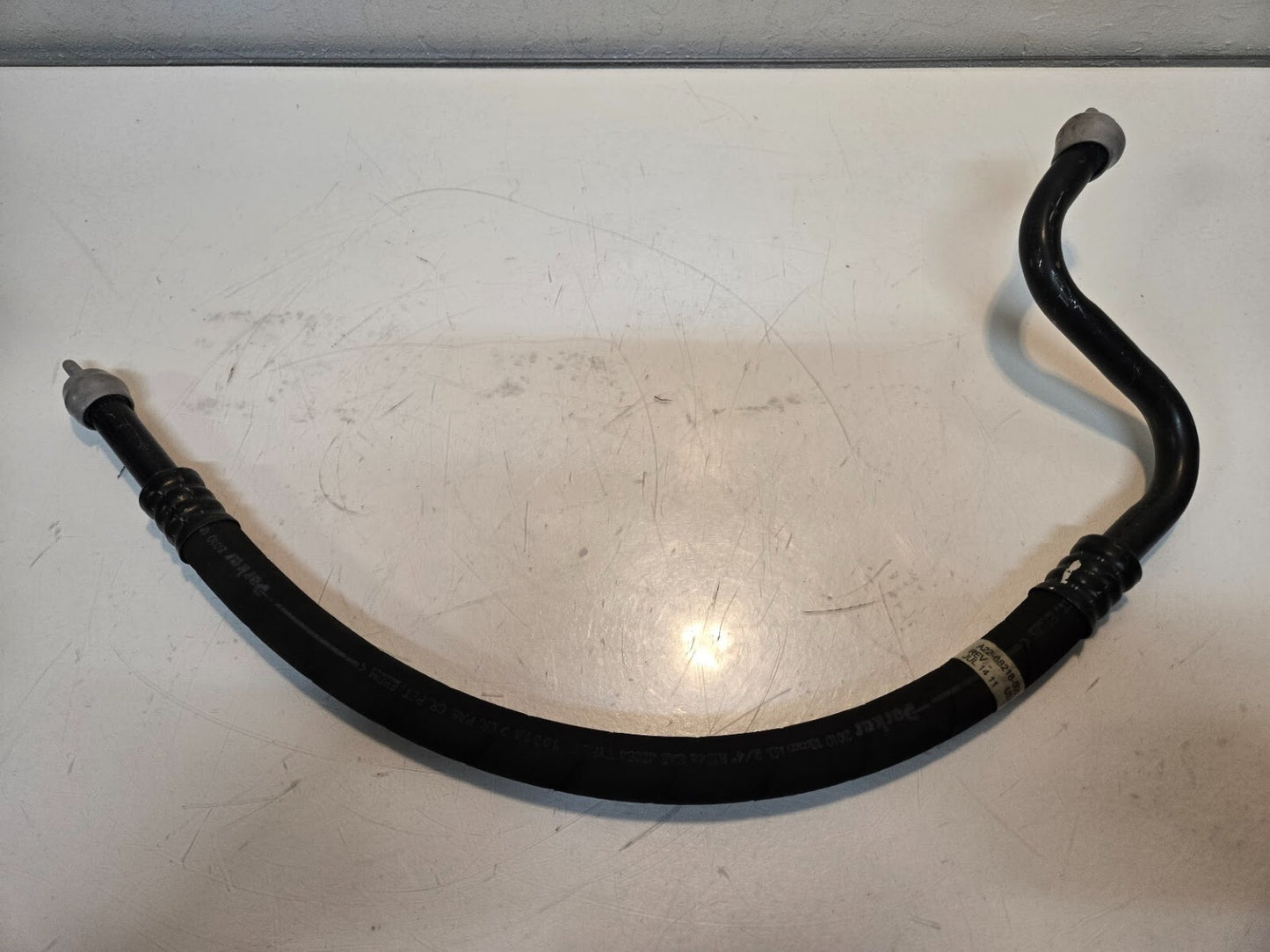 AC Compressor Hose A22-68218-000 for Freightliner | 18" Hose 30" Long 3/4" ID