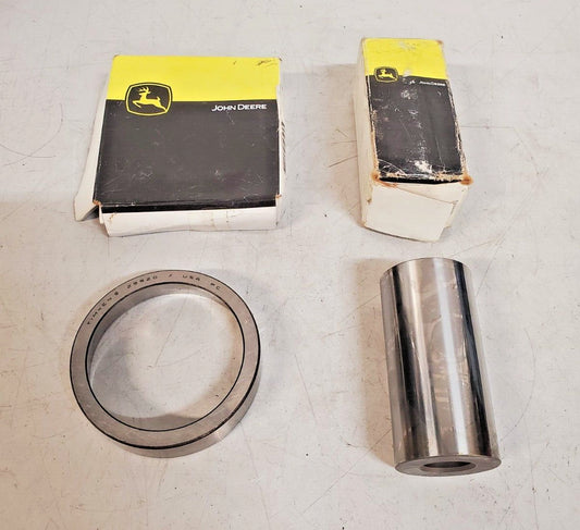 2 Quantity of John Deere Piston Pin & Bearing Cup R124230 | JD7418 (2 Qty)